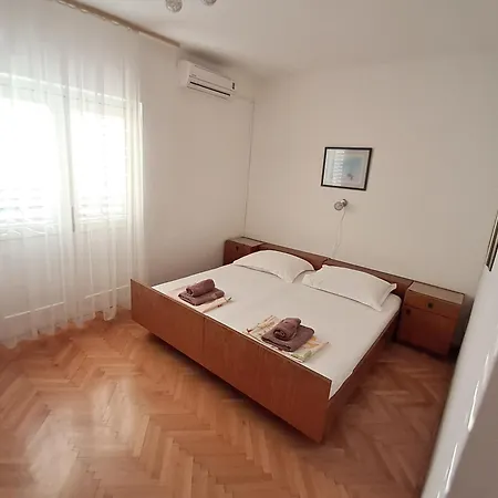 Kamena 57 Gostinjska kuća Tucepi