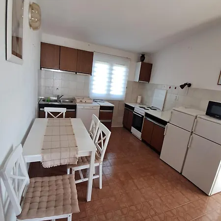Kamena 57 Tučepi